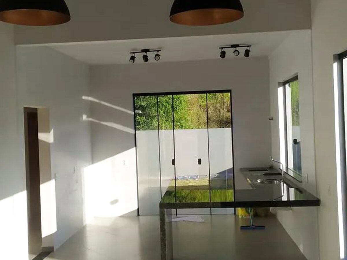 Foto 2 de Casa nova de 3 quartos no Jardim Califórnia, Itajubá
