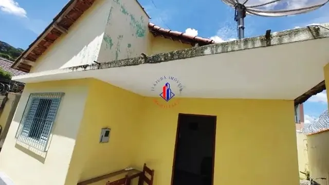 Foto 1 de Casa de esquina em São Vicente