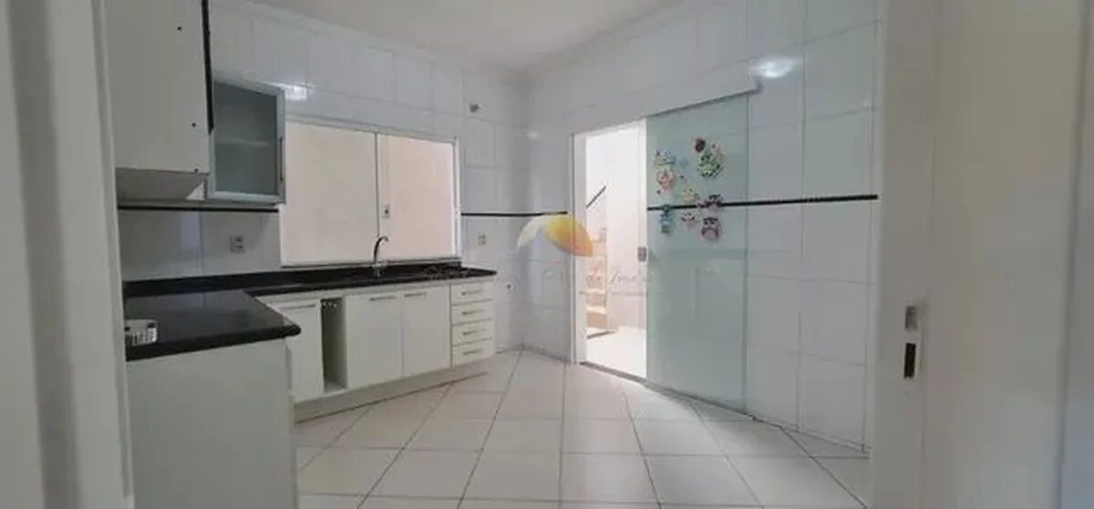 Foto 3 de Casa de 3 quartos no Pinheirinho, Itajubá