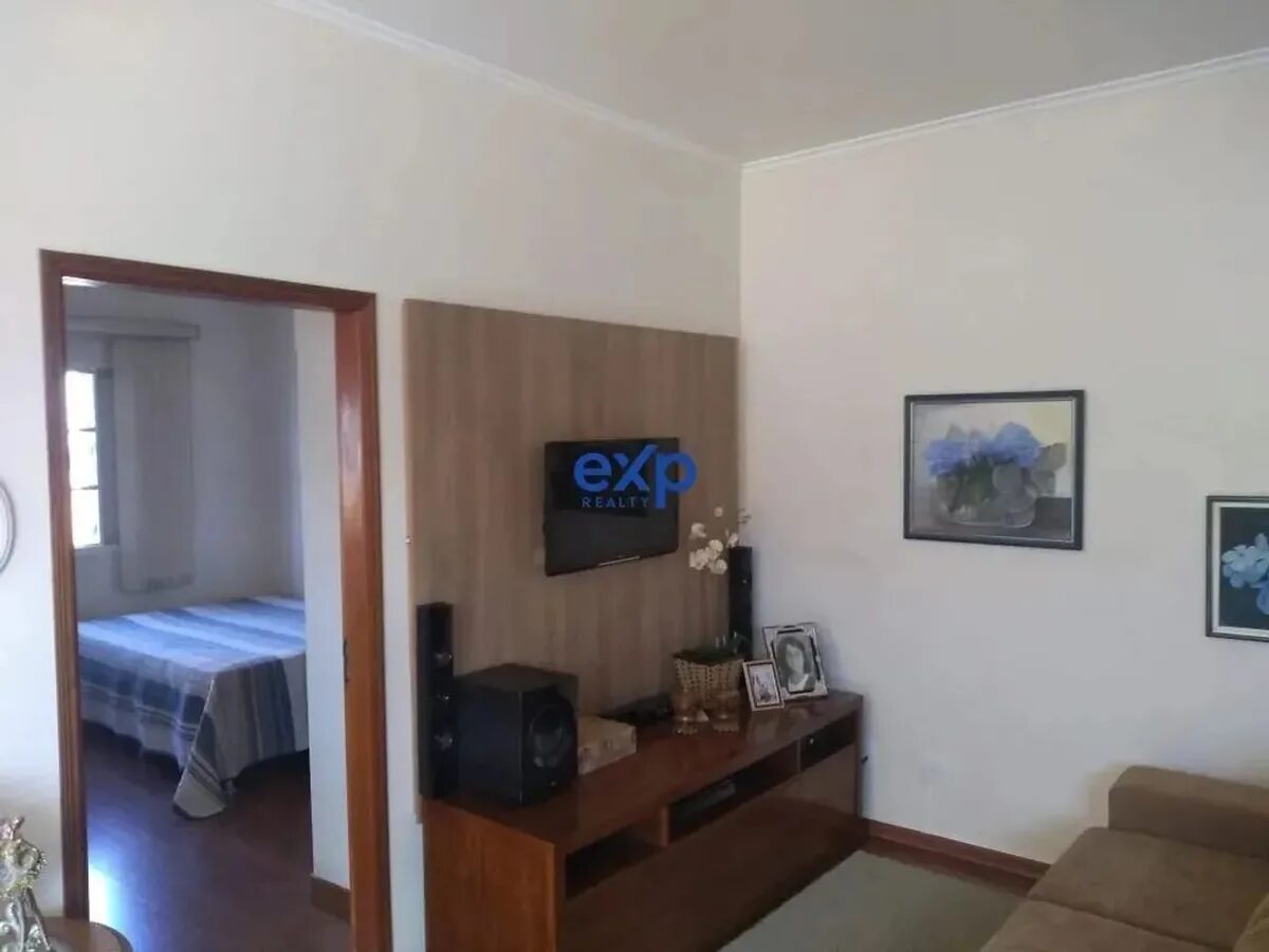 Foto 3 de Sobrado de 5 quartos em São Sebastião
