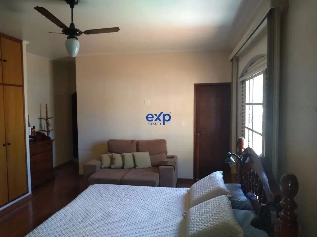 Foto 6 de Sobrado de 5 quartos em São Sebastião