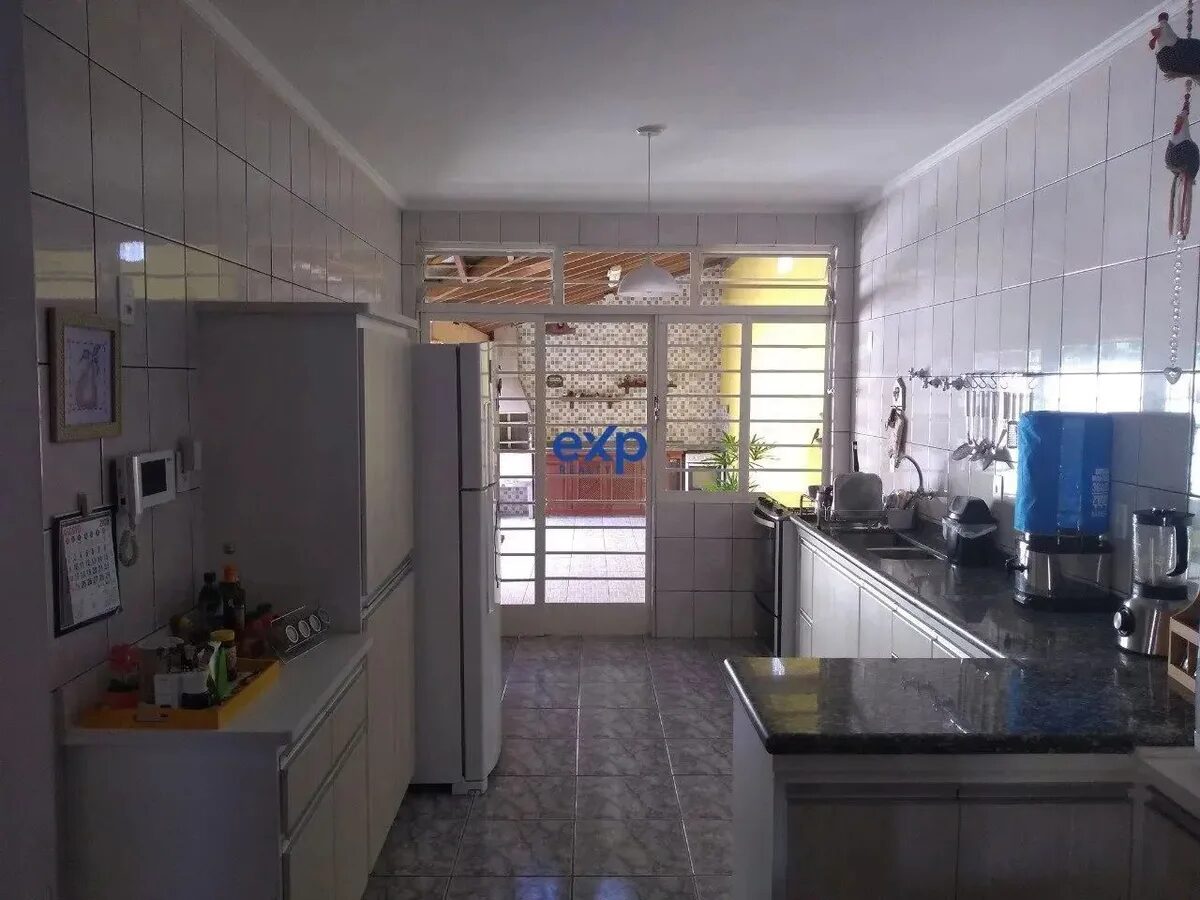 Foto 7 de Sobrado de 5 quartos em São Sebastião