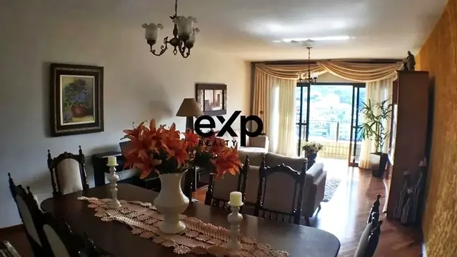 Apartamento de 151 m² na Varginha