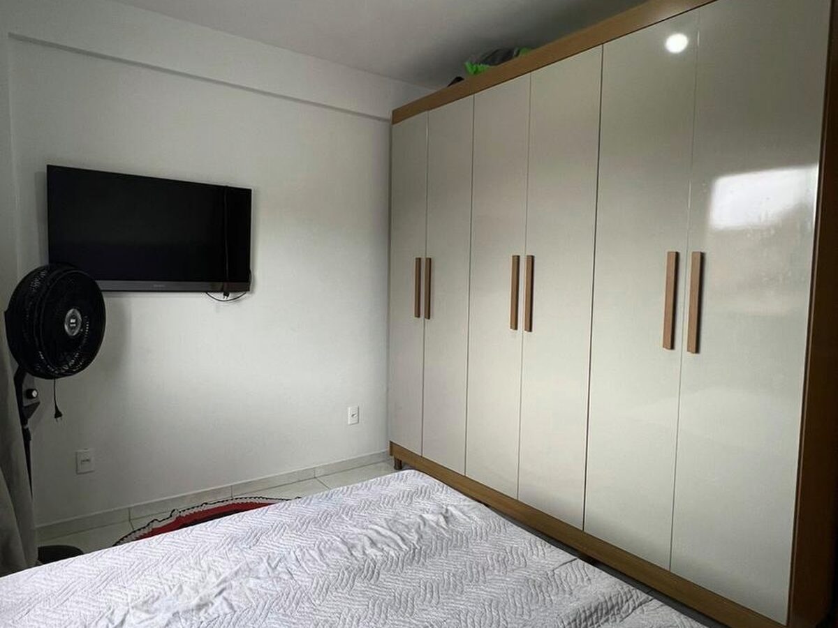 Foto 2 de Apartamento de dois quartos com vaga
