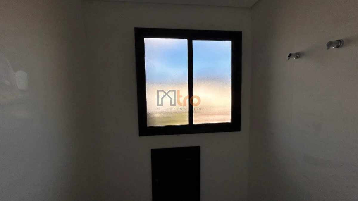 Foto 8 de Apartamento de 3 quartos no Centro