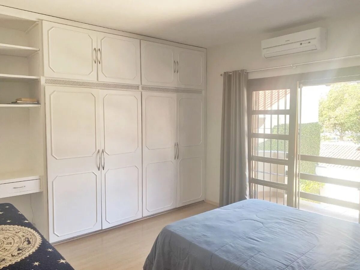 Foto 7 de Casa de 6 quartos no Pinheirinho