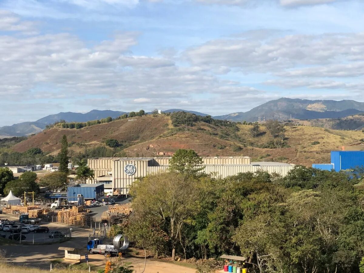 Foto 3 de Terreno de 1.120 m² no Nações
