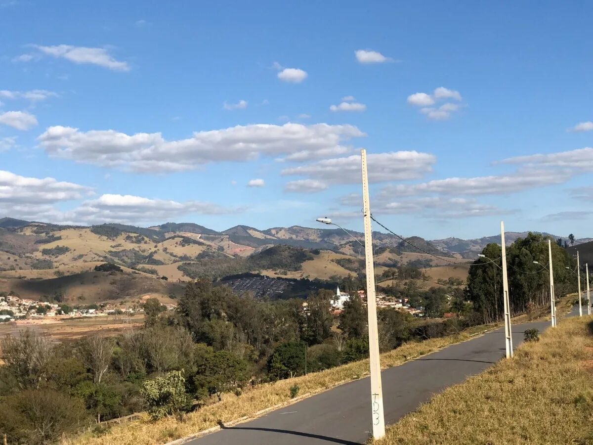Foto 4 de Terreno de 1.120 m² no Nações