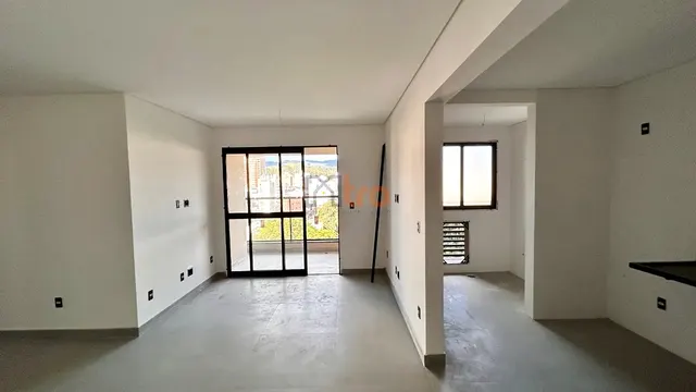 Apartamento de três quartos no Soul Centro