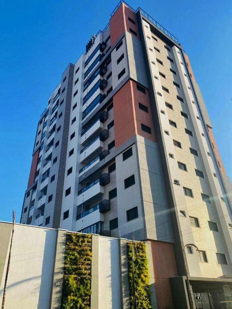 Foto 2 de Apartamento no Avenida
