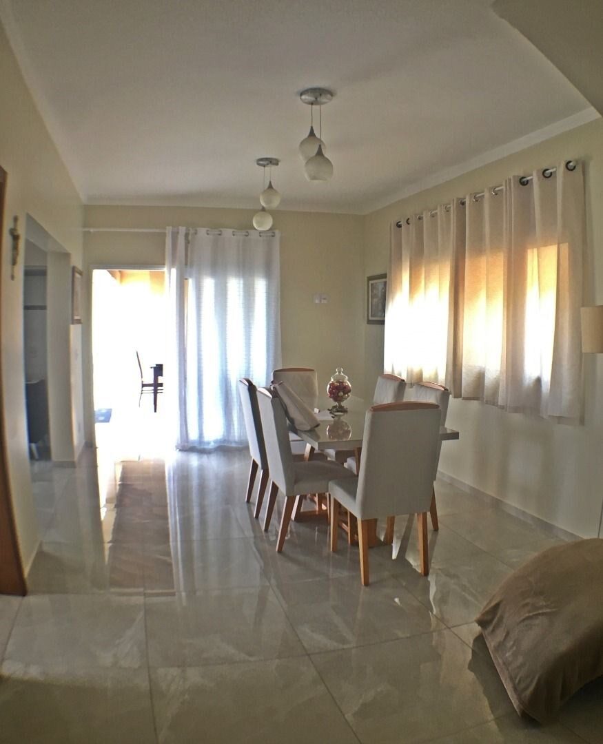 Foto 5 de Casa com três suítes no Pinheirinho
