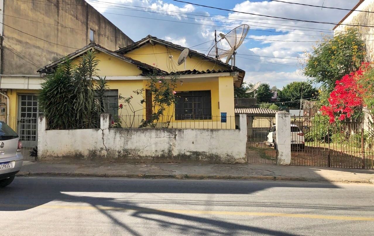 Foto 3 de Terreno de 2.375,26 m² no Santo Antônio