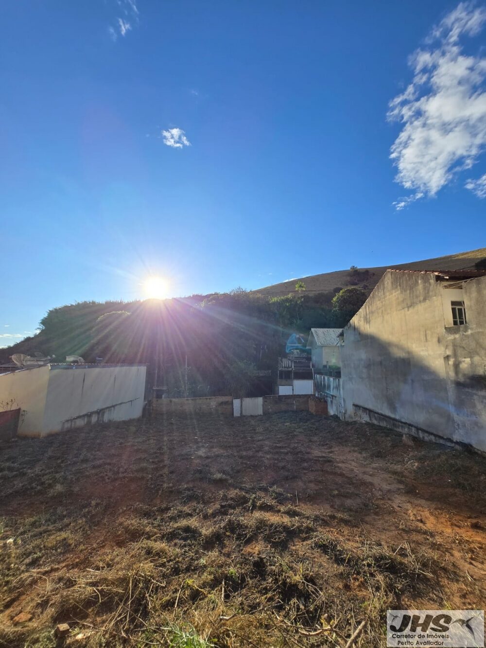 Foto 2 de Terreno de 600 m² em Vila Rubens