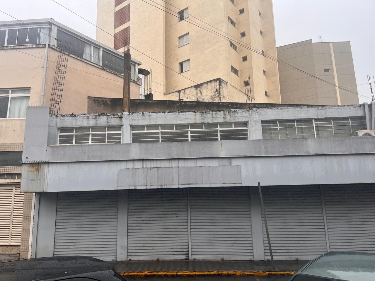 Foto 2 de Ponto comercial de 100 m² em CENTRO para alugar