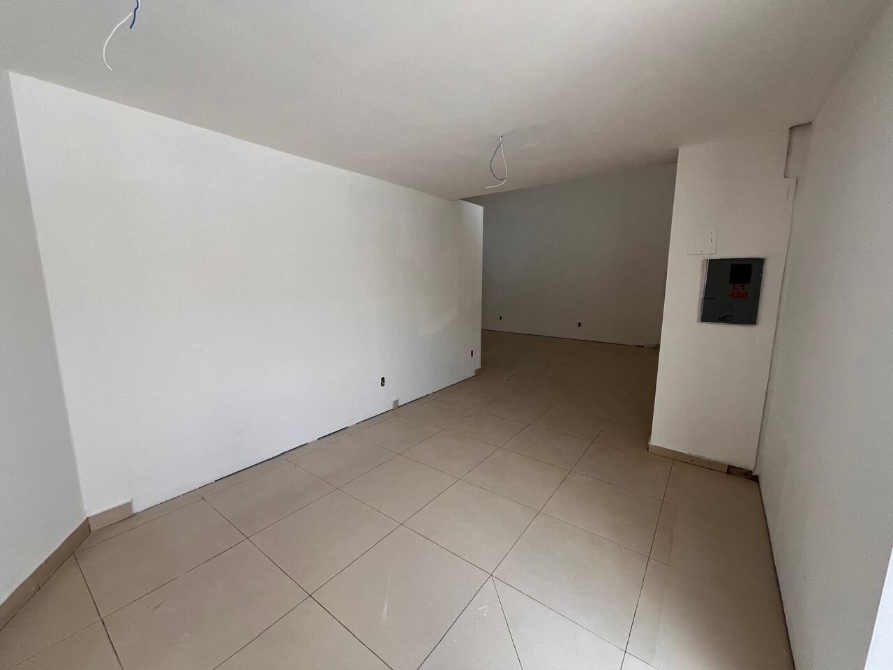 Foto 4 de Ponto comercial de 100 m² em CENTRO para alugar