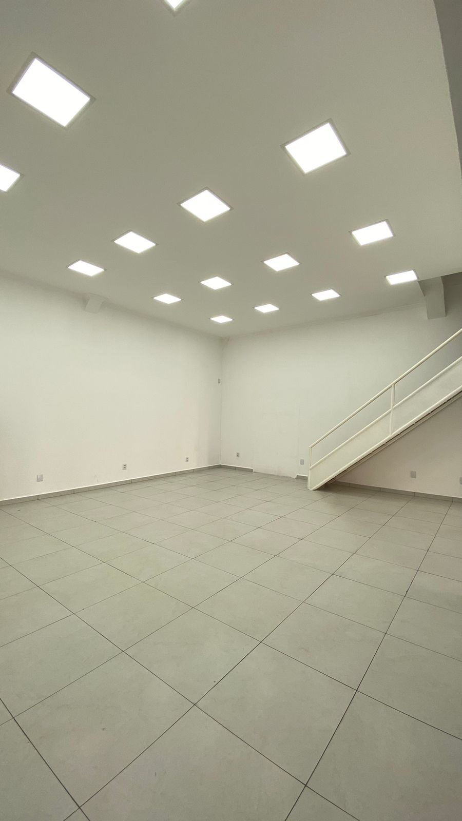 Foto 2 de Ponto comercial de 80 m² em BOA VISTA para alugar
