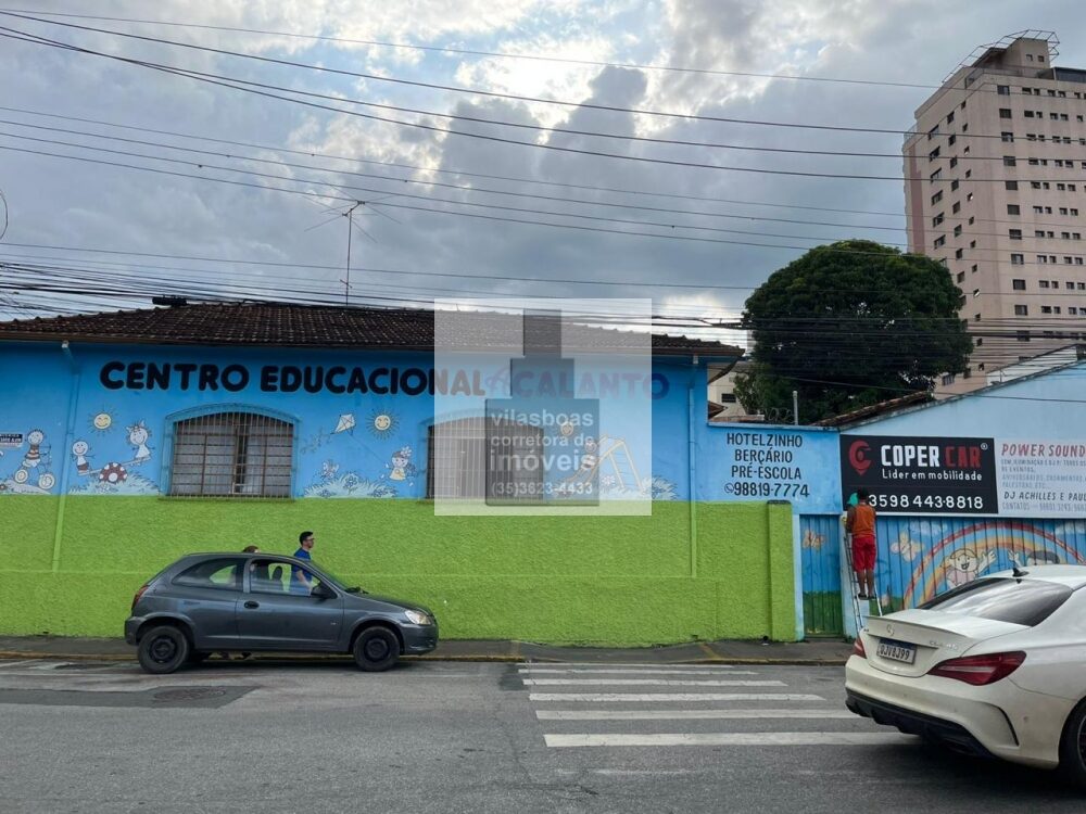 Foto 2 de Casa de 267.46 m² em Centro