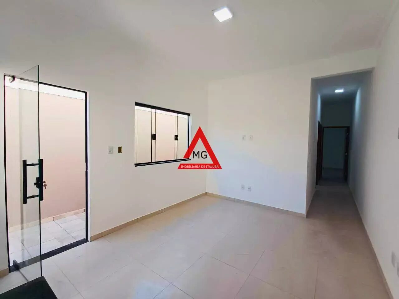 Foto 4 de Casa de 100 m² em Santa Terezinha