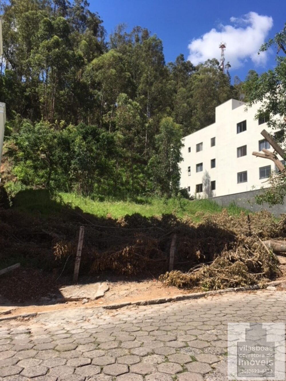 Foto 4 de Terreno de 851.5 m² em Varginha
