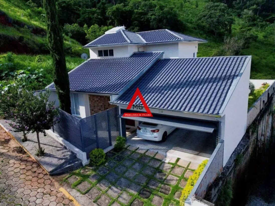 Foto 2 de Casa de 365 m² em CASA COM 3 QUARTOS
