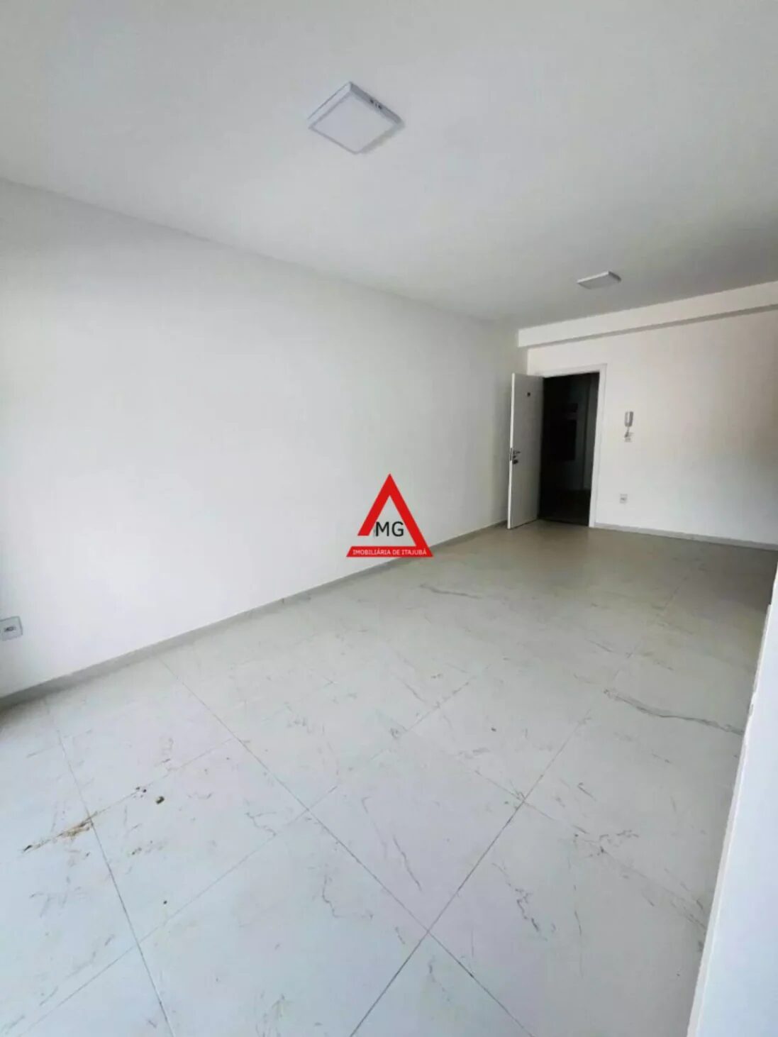 Foto 3 de Apartamento de 74 m² em Varginha