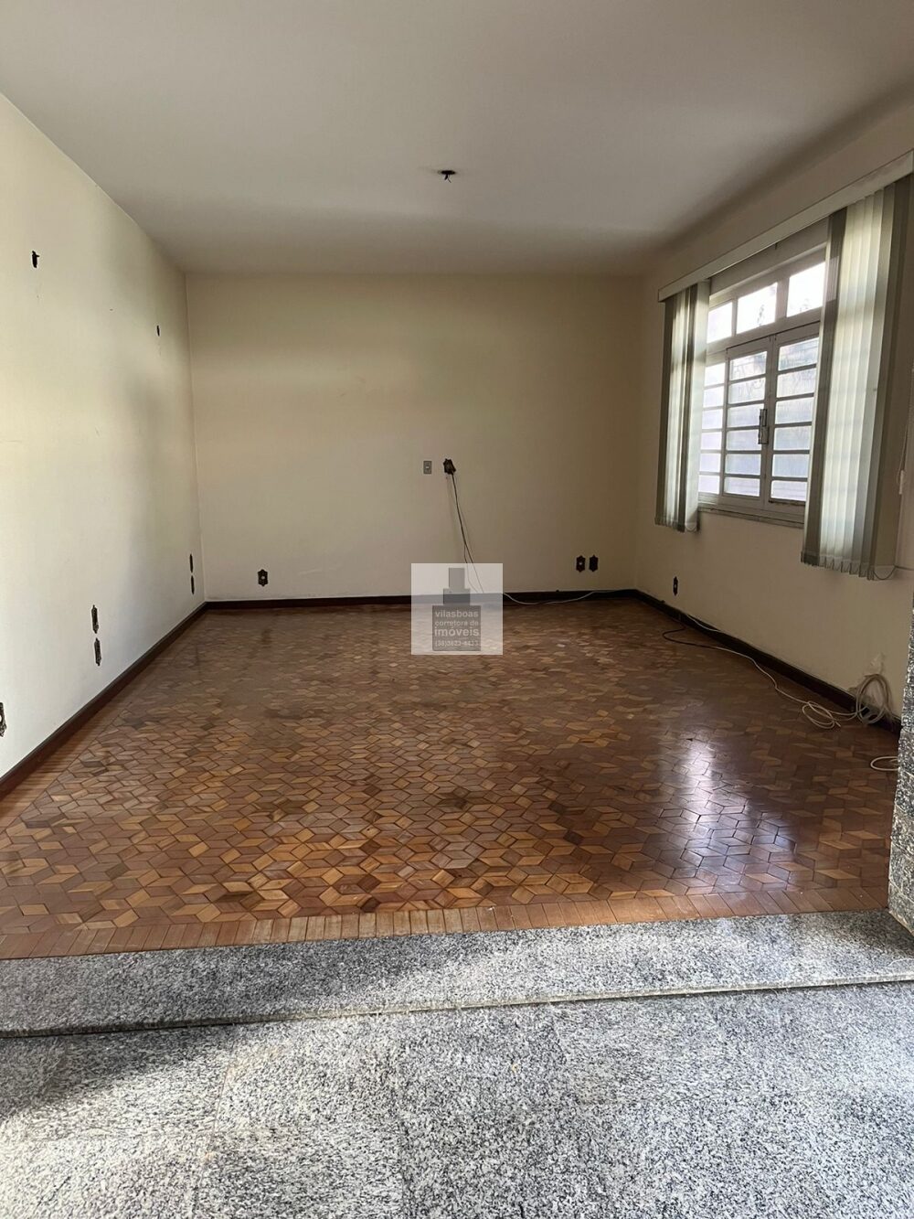 Foto 4 de Casa de 500 m² em Centro