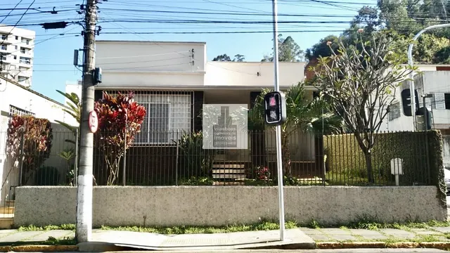 Foto 1 de Casa de 300 m² em Centro