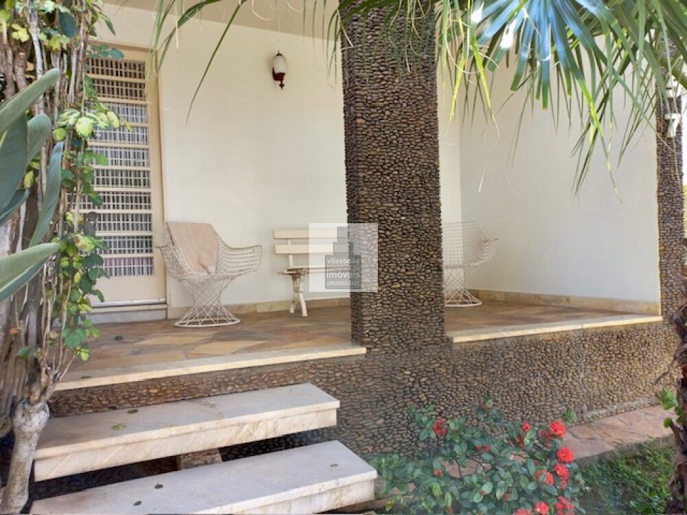 Foto 4 de Casa de 300 m² em Centro