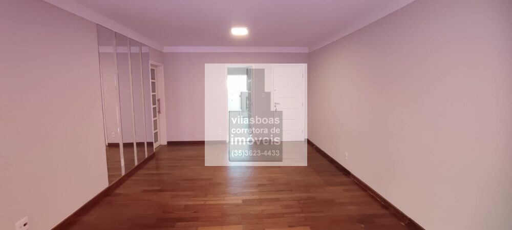 Foto 2 de Apartamento de 130 m² em Centro
