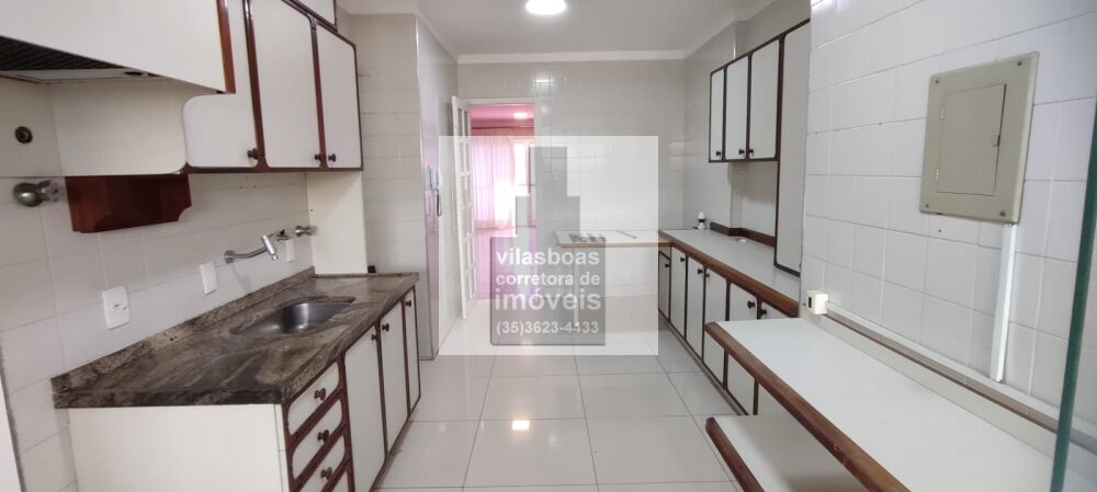 Foto 3 de Apartamento de 130 m² em Centro