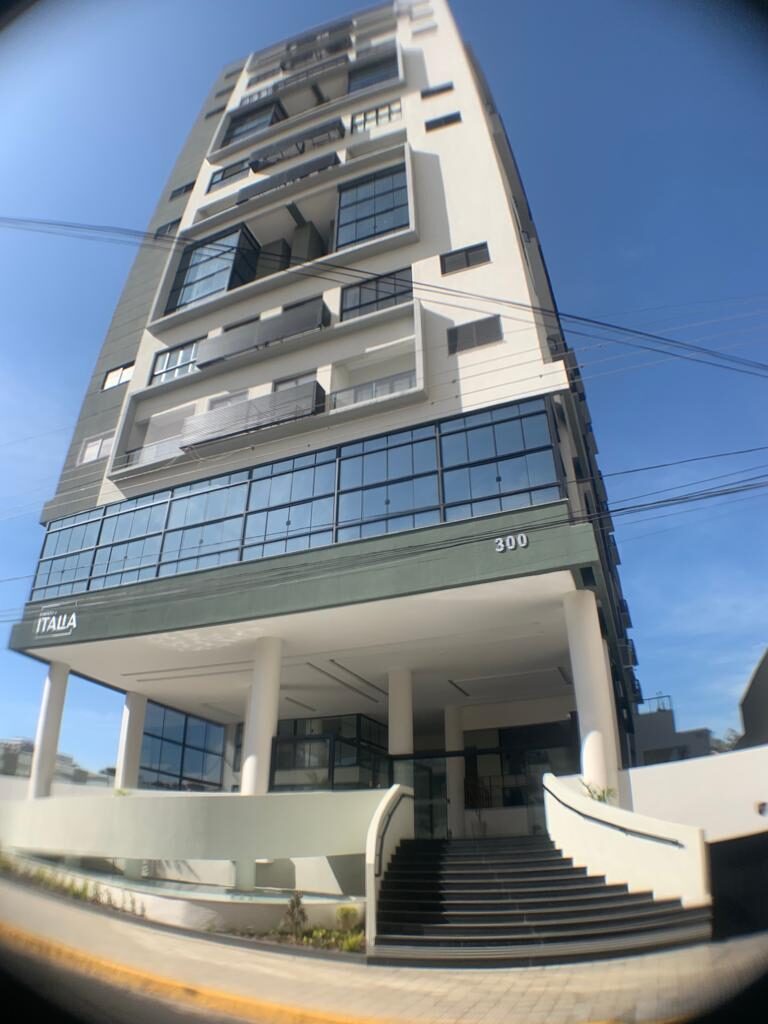 Foto 2 de Apartamento de 70 m² em CENTRO