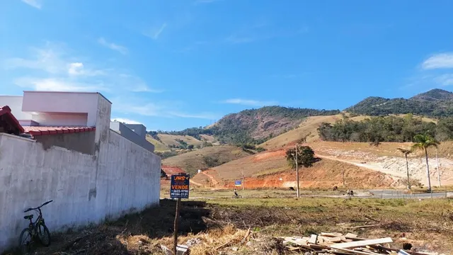 Foto 1 de Terreno de 200 m² em Anhumas