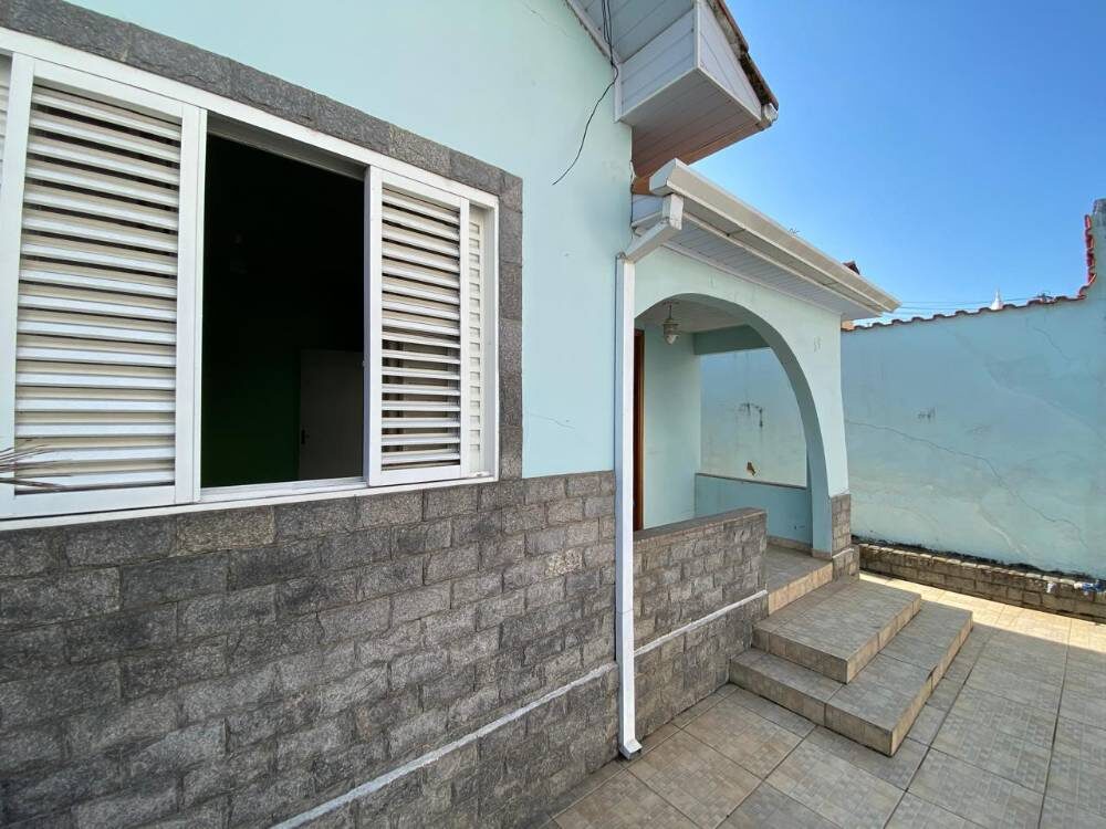 Foto 2 de Casa de 210 m² em São Vicente