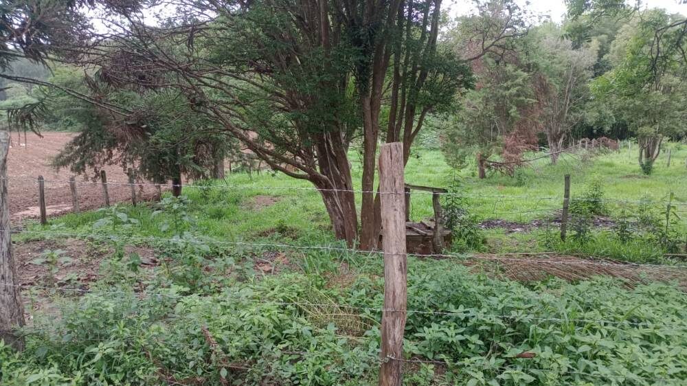 Foto 2 de Terreno de 1065 m² em Açude