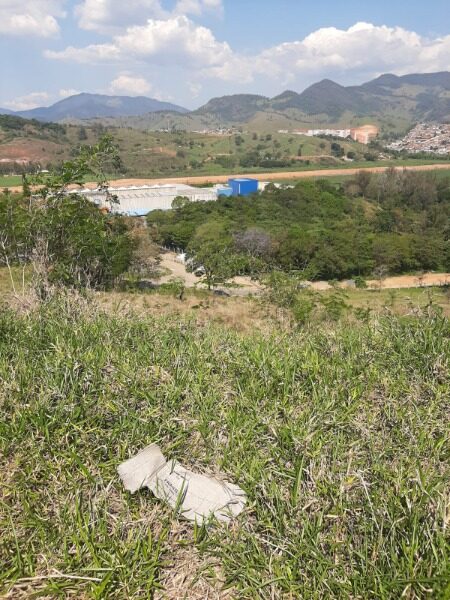 Foto 3 de Terreno de 1120 m² em Das Nacoes