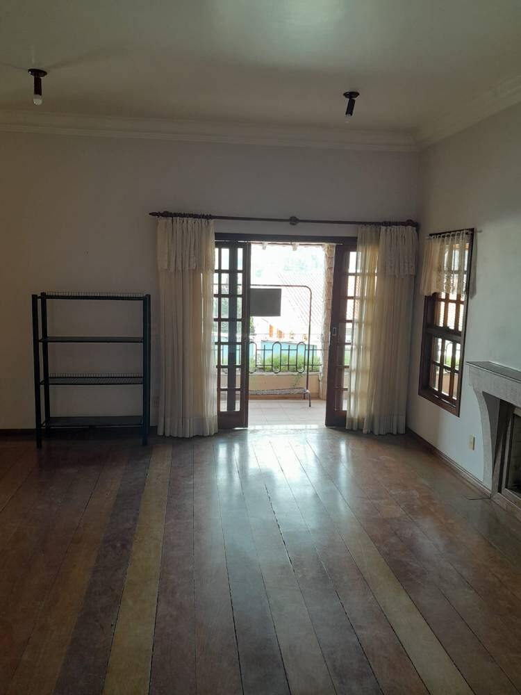 Foto 4 de Casa de 429 m² em Pinheirinho