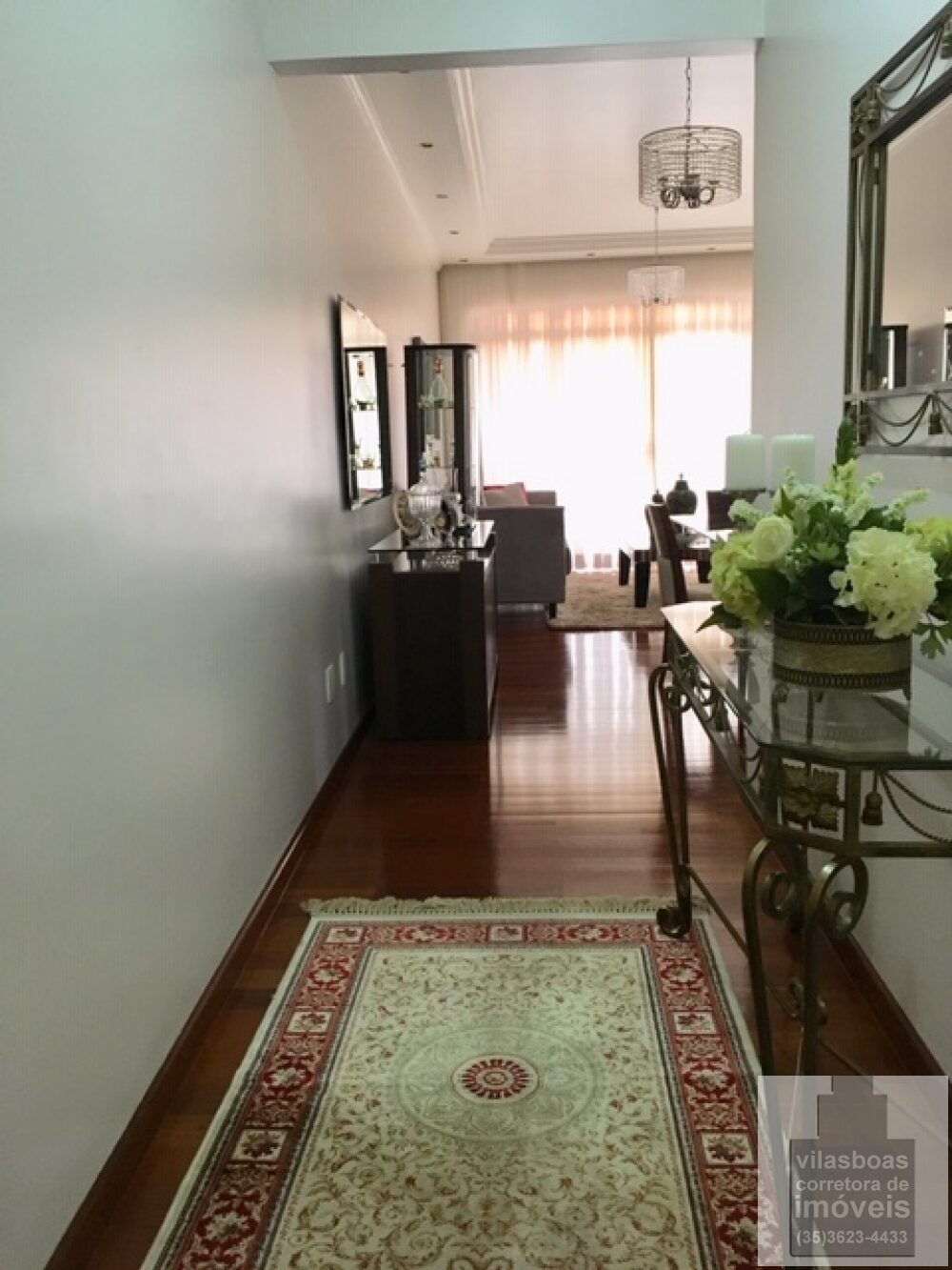 Foto 2 de Apartamento de 203 m² em Varginha