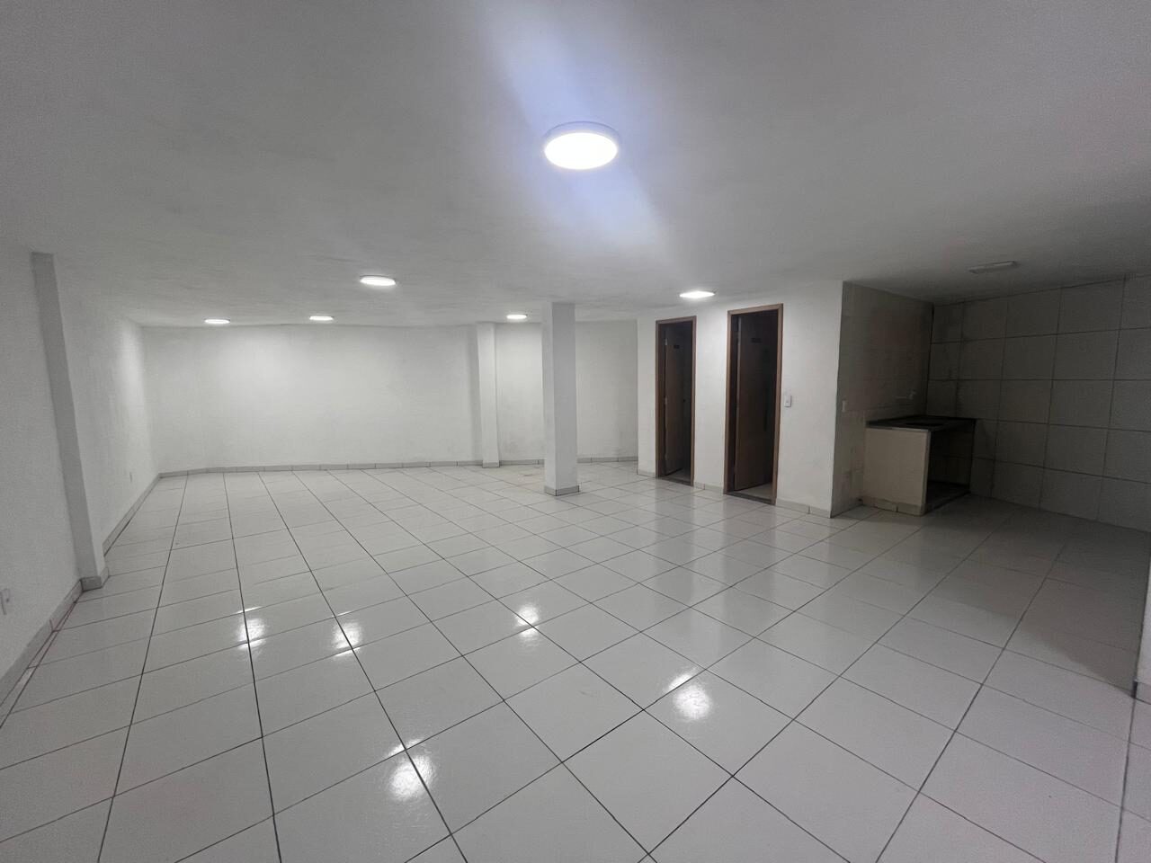 Foto 3 de Ponto comercial de 55 m² em CENTRO para alugar