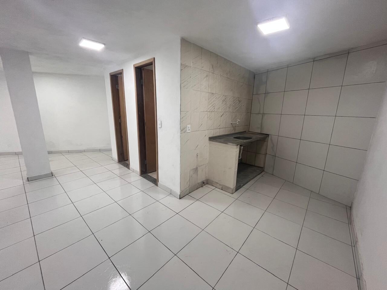 Foto 4 de Ponto comercial de 55 m² em CENTRO para alugar