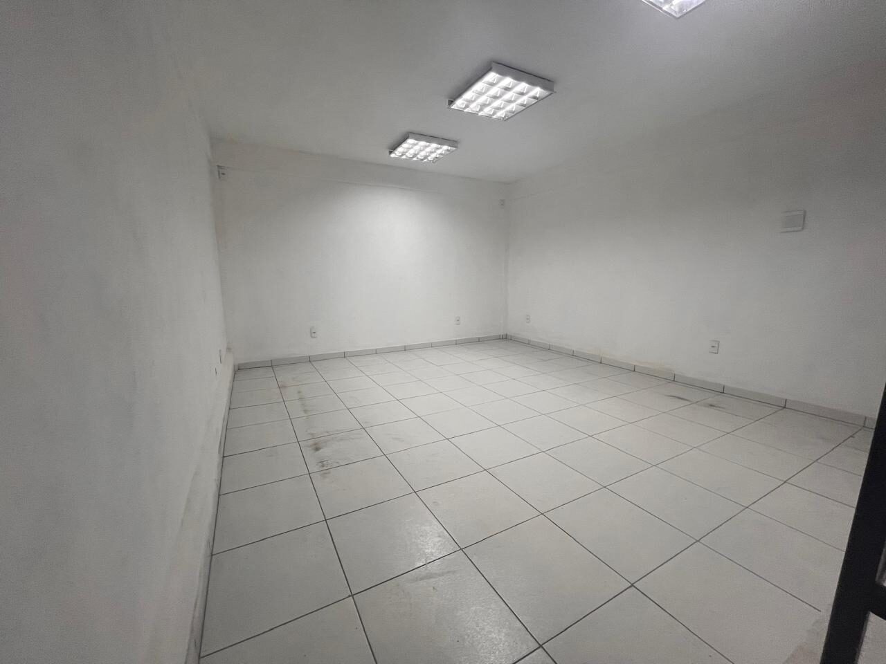 Foto 5 de Ponto comercial de 55 m² em CENTRO para alugar