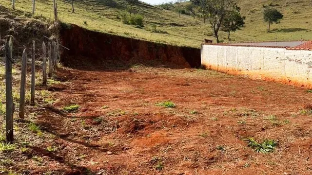Foto 1 de Terreno de 396 m² em Jardim Bela Vista