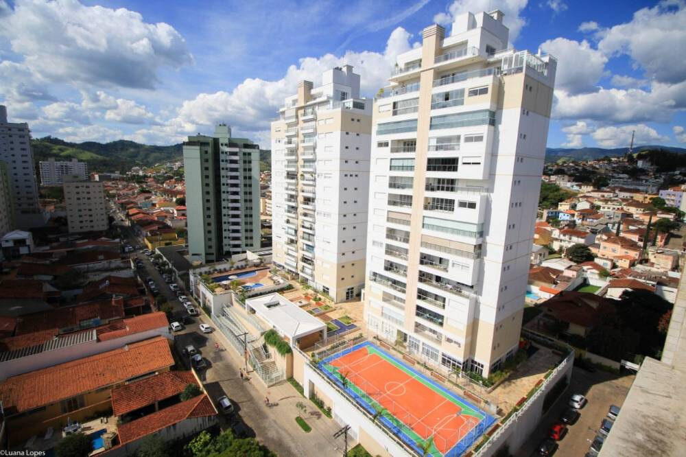 Foto 4 de Apartamento de 370 m² em Pinheirinho