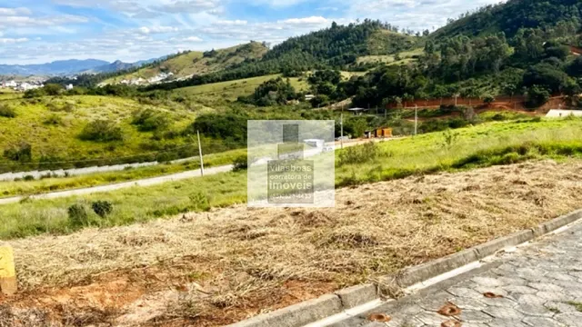 Foto 1 de Terreno de 773.84 m² em Pinheirinho