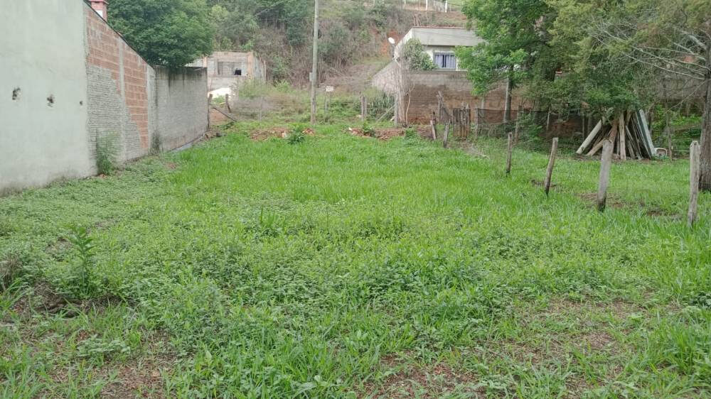 Foto 3 de Terreno de 650 m² em Açude