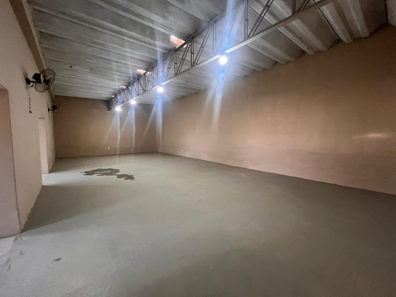 Foto 5 de Galpão de 280 m² em VILA PODDIS para alugar