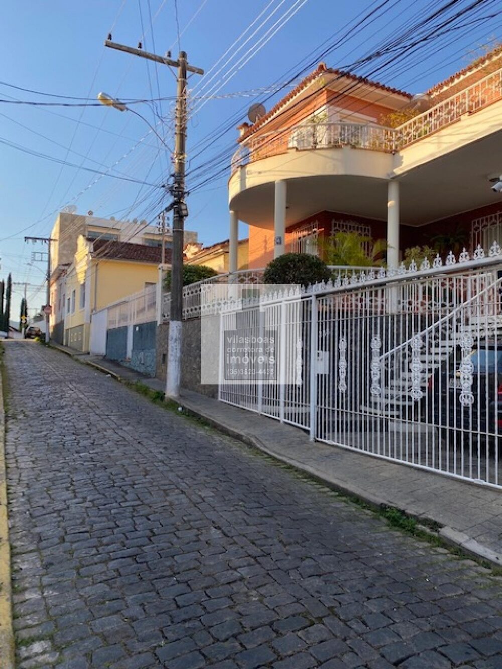 Foto 2 de Casa de 325 m² em Centro