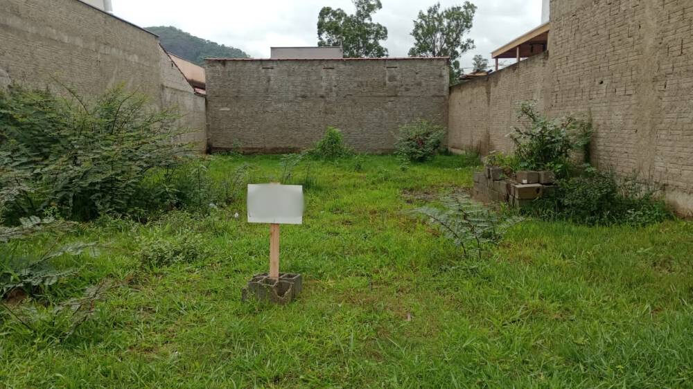 Foto 4 de Terreno de 200 m² em Anhumas