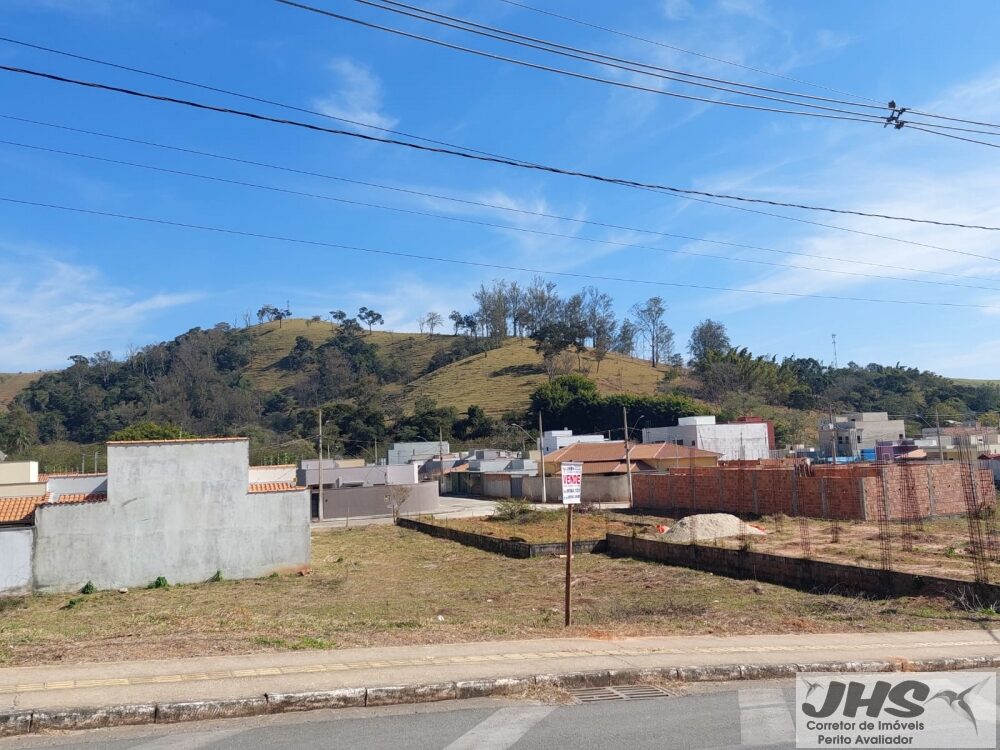 Foto 2 de Terreno de 302 m² em Anhumas