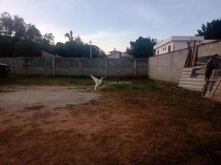 Foto 2 de Terreno de 201 m² em Anhumas