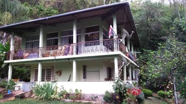 Sítio de 400 m² em Br-459